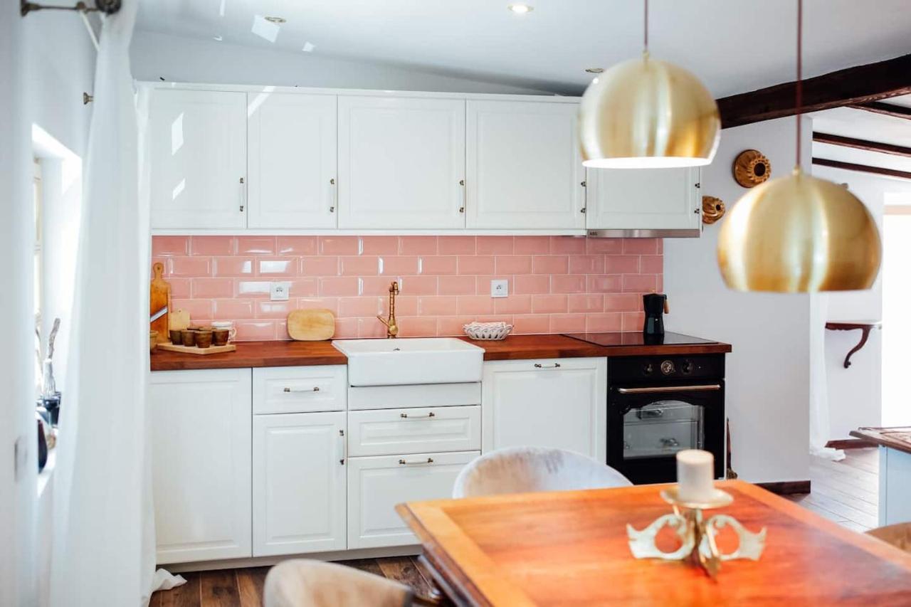 Apartment Aussee- Atelier Salzherrenhof- Kueche, Wlan, Netflix Bad Aussee Ngoại thất bức ảnh